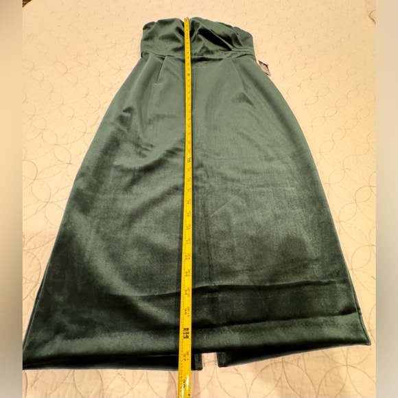 Express Velvet Sweetheart Neckline Strapless Midi Sheath Dress | Size: M #790925 - Picture 7 of 15